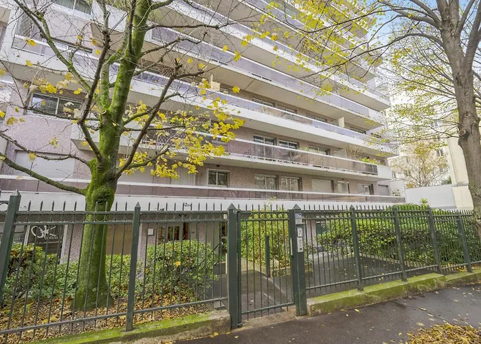 Appartement Labrouste Et Son Balcon - Welkeys